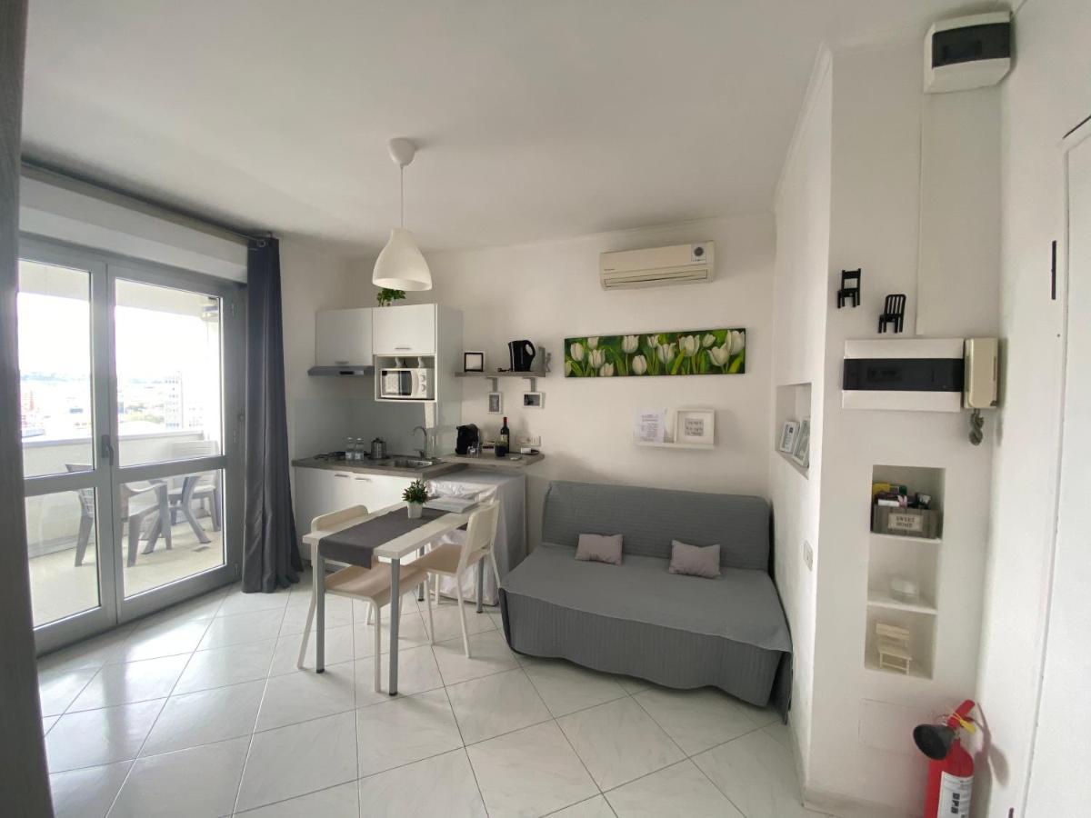 Apartament Vesucharme Flat Neapol Zewnętrze zdjęcie